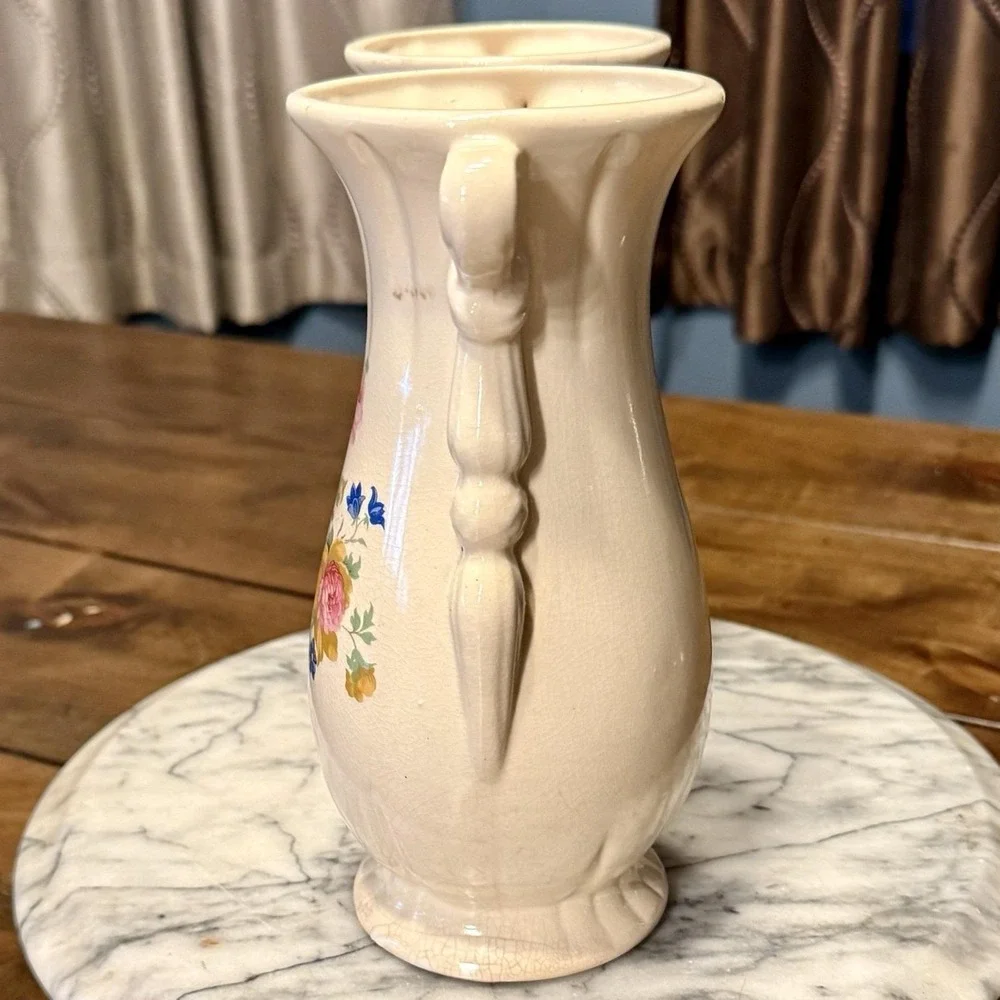 2pc VTG 50s MCM Matching Pair Royal Copley Cream Floral Urn Vases Rose Vase 8.5
